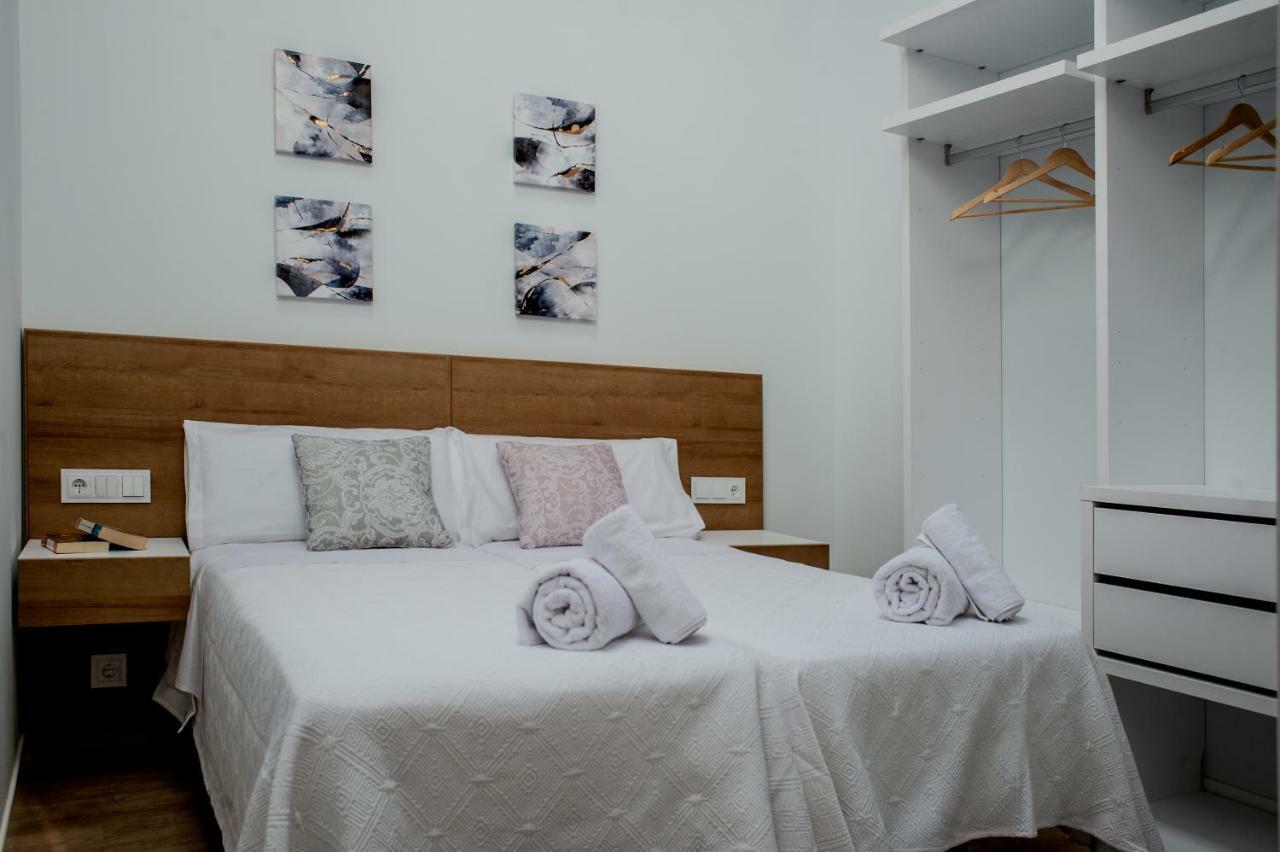 Apartamentos Turisticos Moret 11 - 2A Caces Exteriör bild